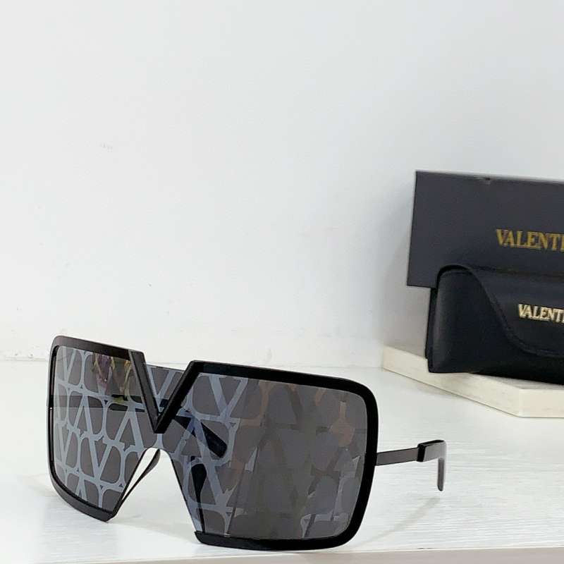 Picture of Valentino Sunglasses _SKUfw55826651fw